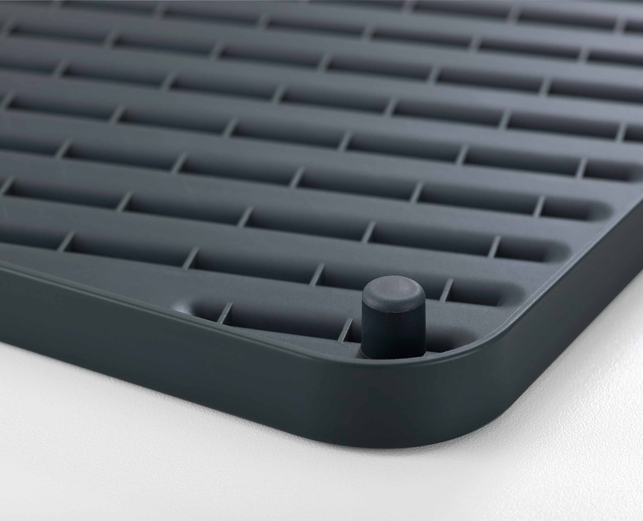 joseph-joseph-flip-up-grey-draining-board image 5