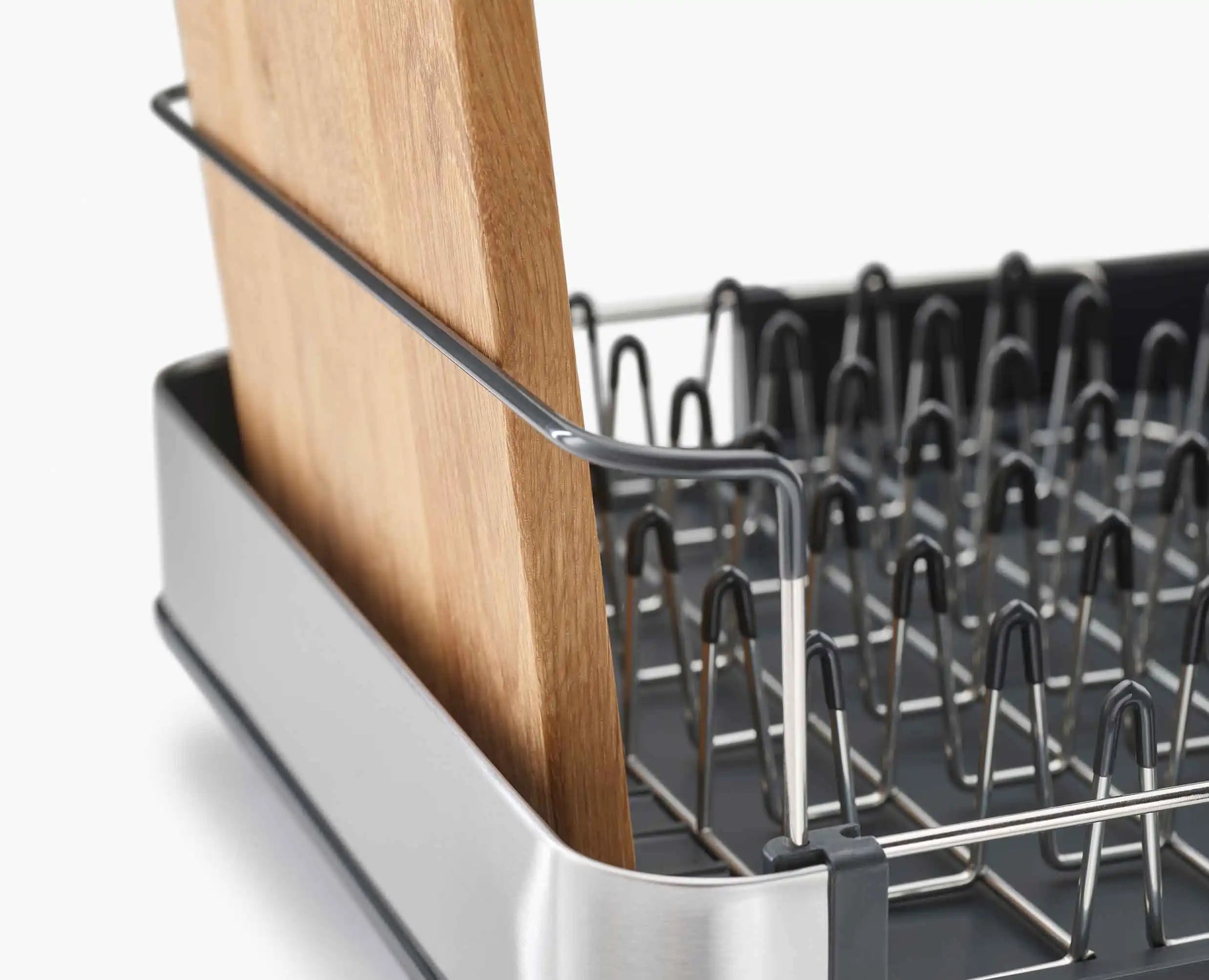 joseph-joseph-extend-stainless-steel-expandable-dish-drainer image 4