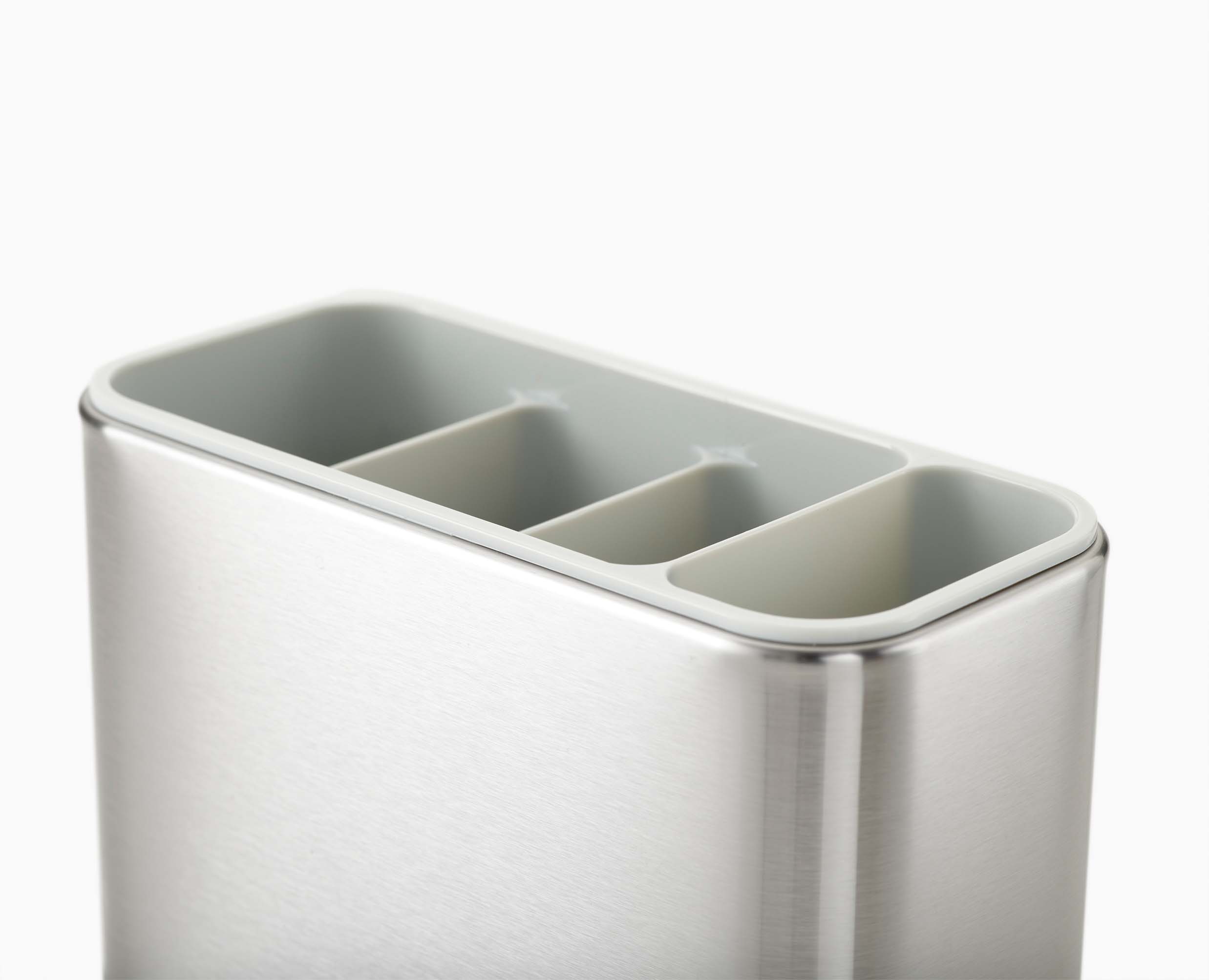 joseph-joseph-surface-stainless-steel-cutlery-drainer image 5