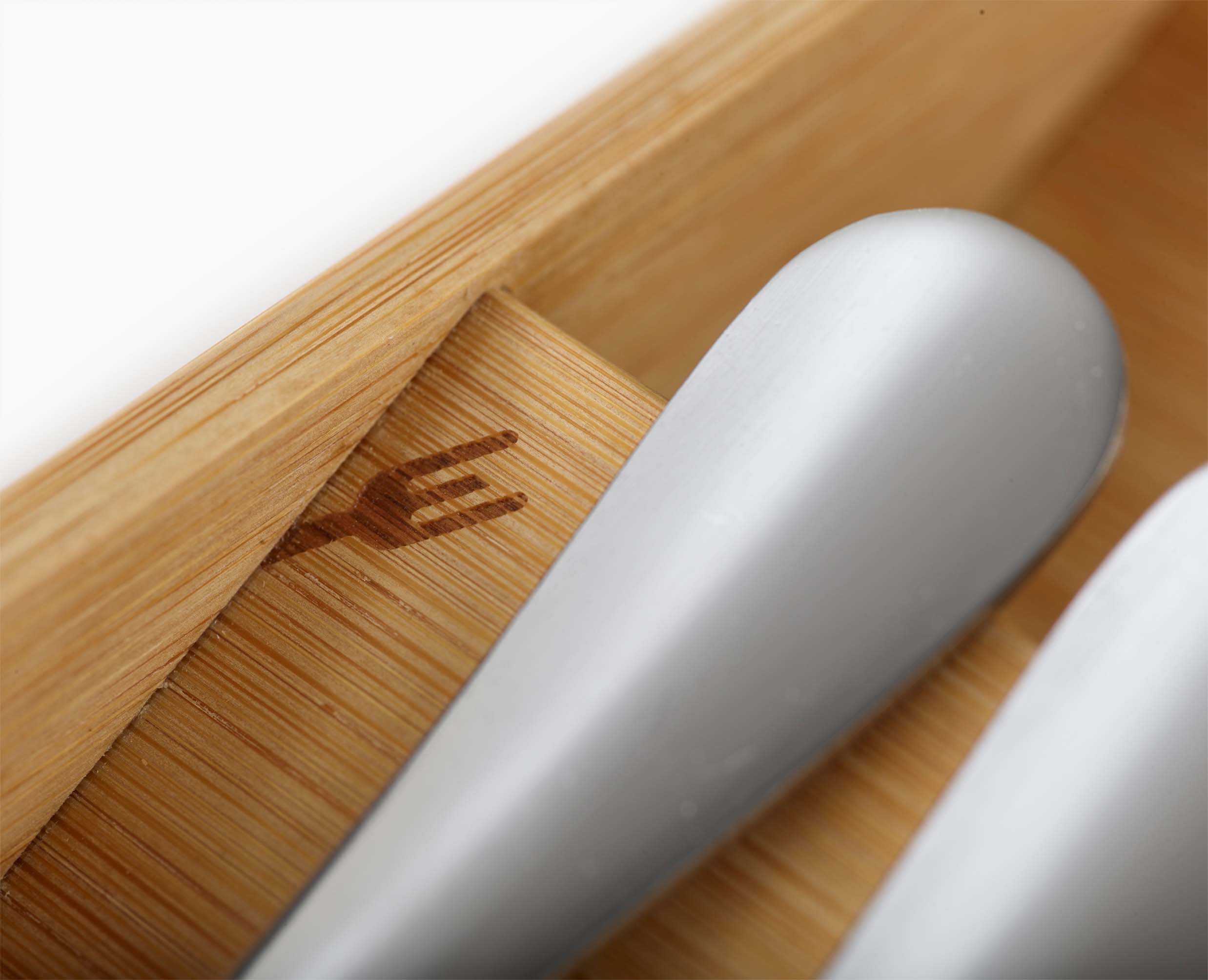 joseph-joseph-drawerstore-bamboo-large-cutlery-organiser image 5