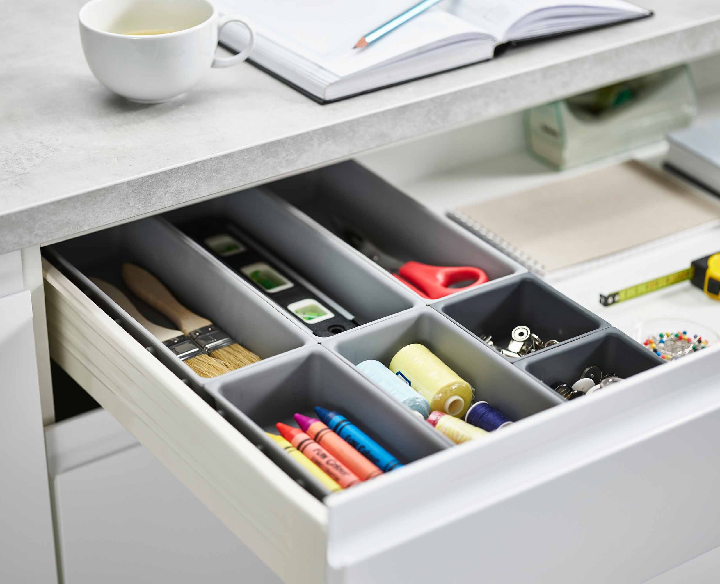 joseph-joseph-blox-7-piece-grey-drawer-organiser-set-modular-clippable image 3