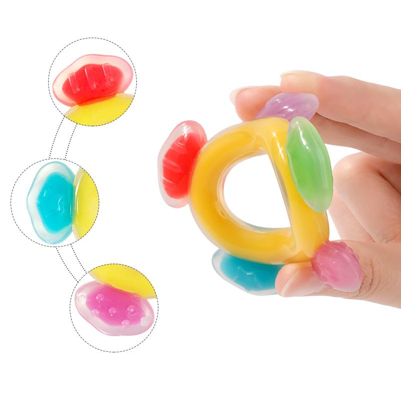 haakaa-ferris-wheel-silicone-teether image 3