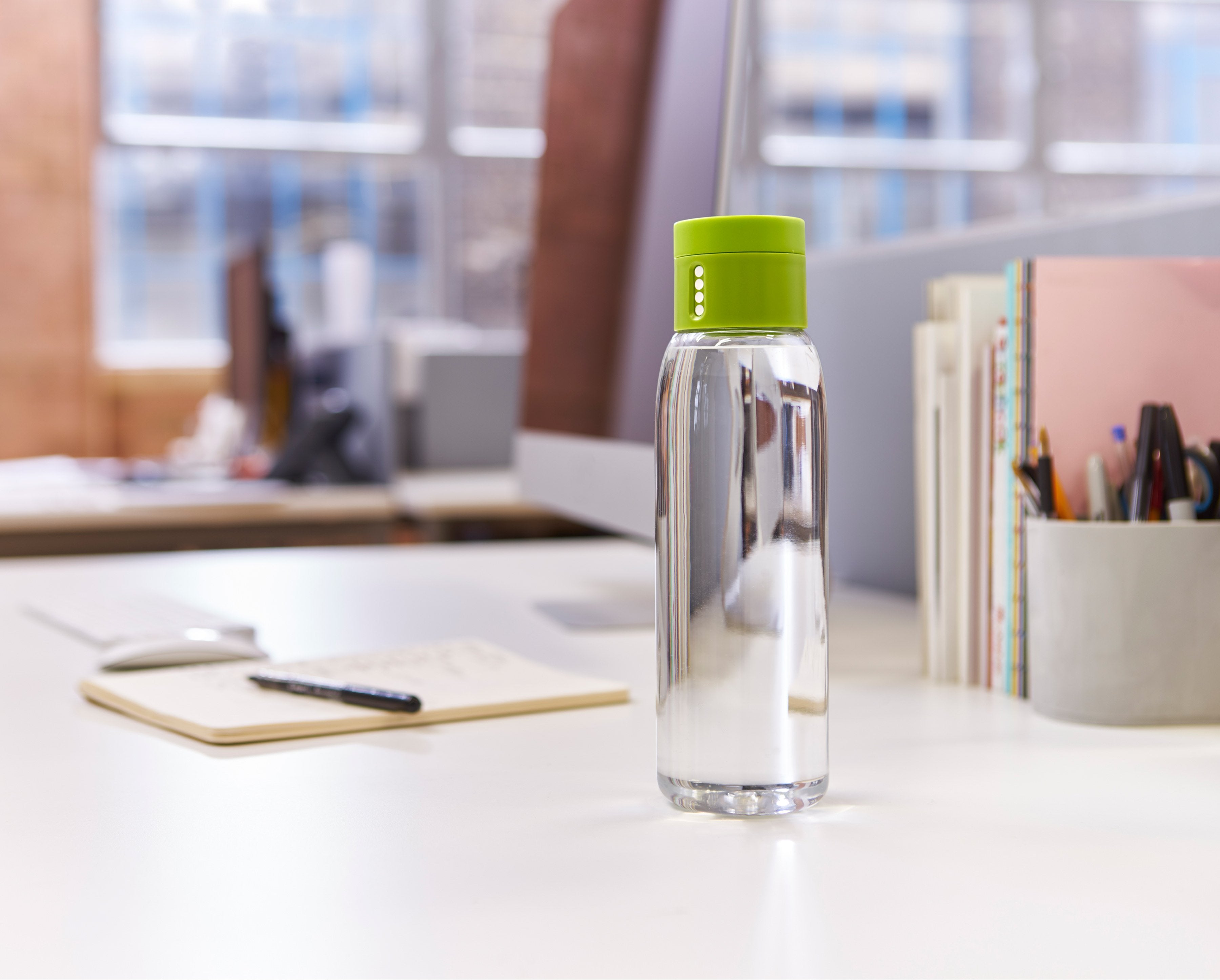 joseph-joseph-dot-water-bottle-600ml image 4