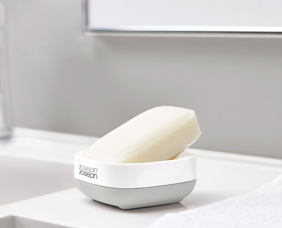 joseph-joseph-slim-compact-light-grey-soap-dish image 2