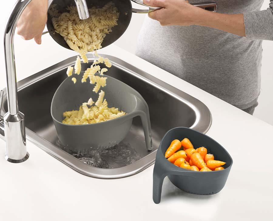 joseph-joseph-nest-2-piece-grey-colander-set image 2