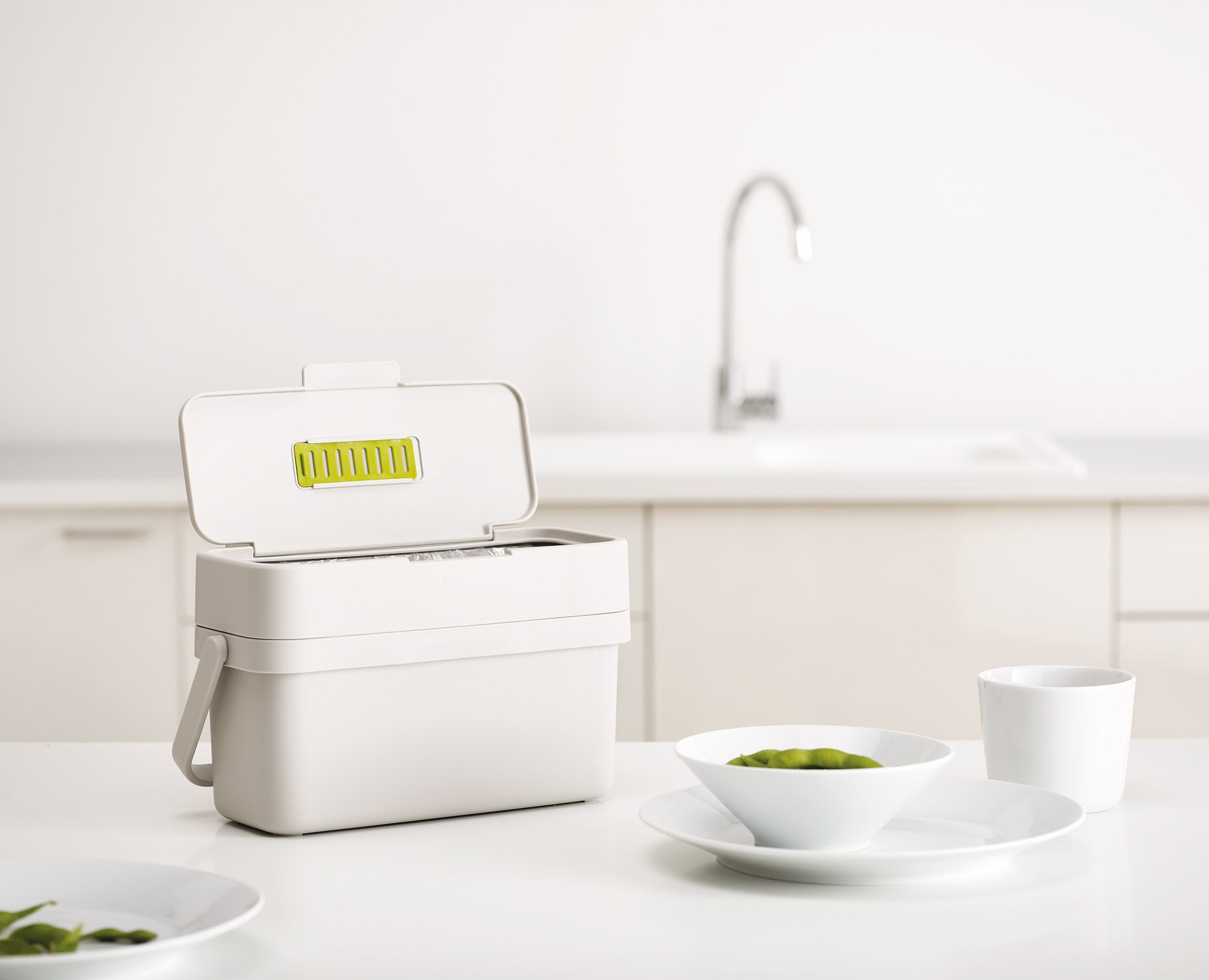 joseph-joseph-compo-4l-stone-food-waste-caddy-starter-set-with-liners-filters image 6