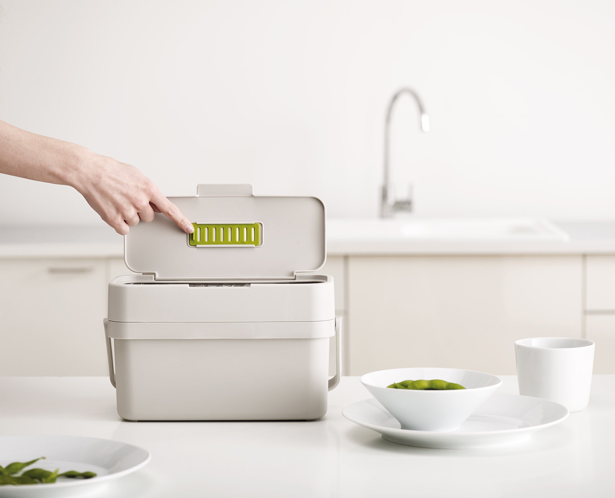 joseph-joseph-compo-4l-stone-food-waste-caddy-starter-set-with-liners-filters image 2