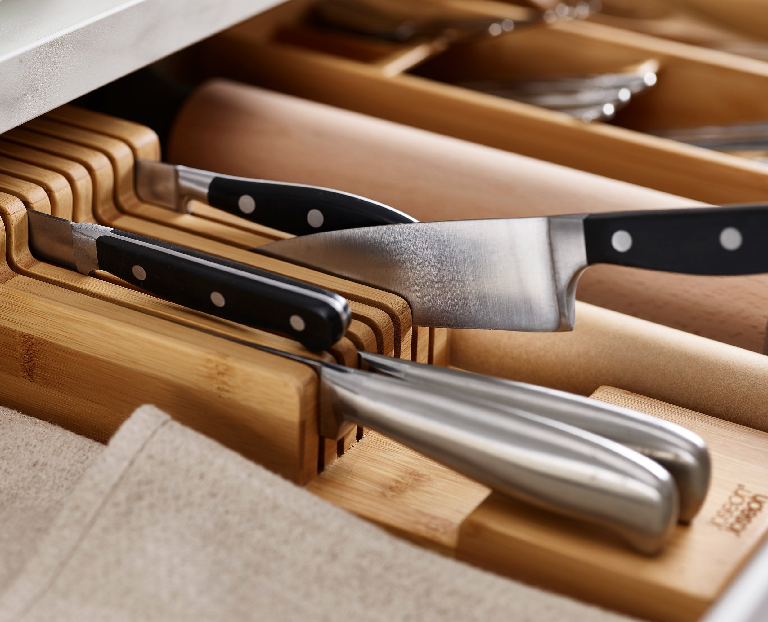 joseph-joseph-drawerstore-2-piece-bamboo-cutlery-knife-organiser-set image 4
