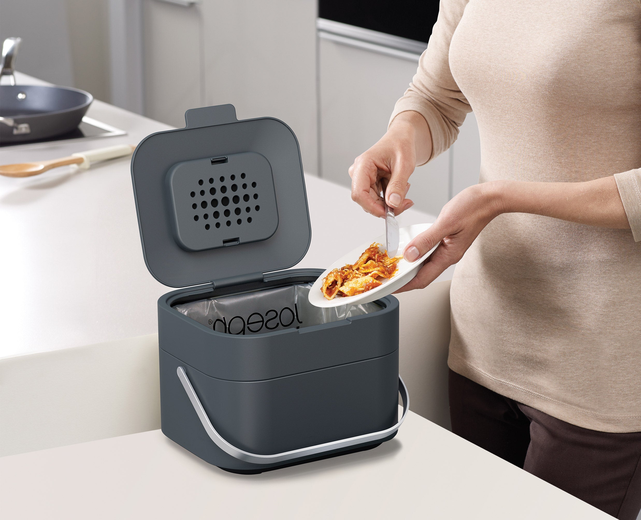 joseph-joseph-stack-4l-grey-food-waste-caddy-starter-set image 4
