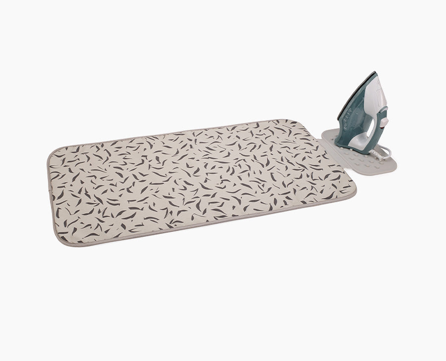 joseph-joseph-swift-90cm-table-top-ecru-ironing-mat image 1