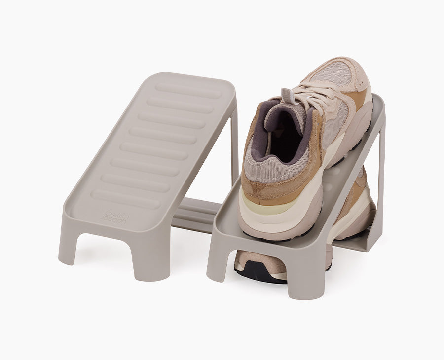 joseph-joseph-shoe-in-compact-2-piece-ecru-shoe-caddy image 1