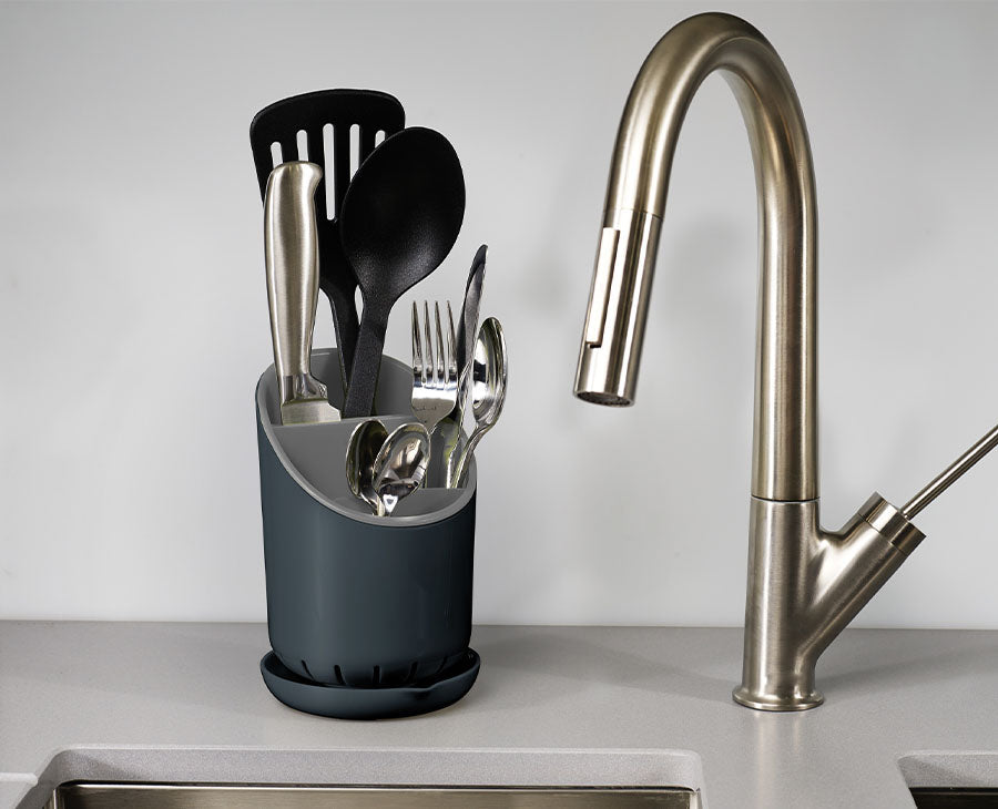 joseph-joseph-dock-grey-cutlery-drainer image 2