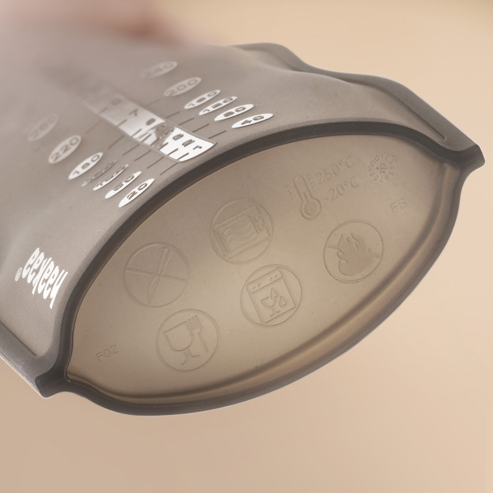 haakaa-silicone-milk-storage-bag-sippy-spout-combo image 7