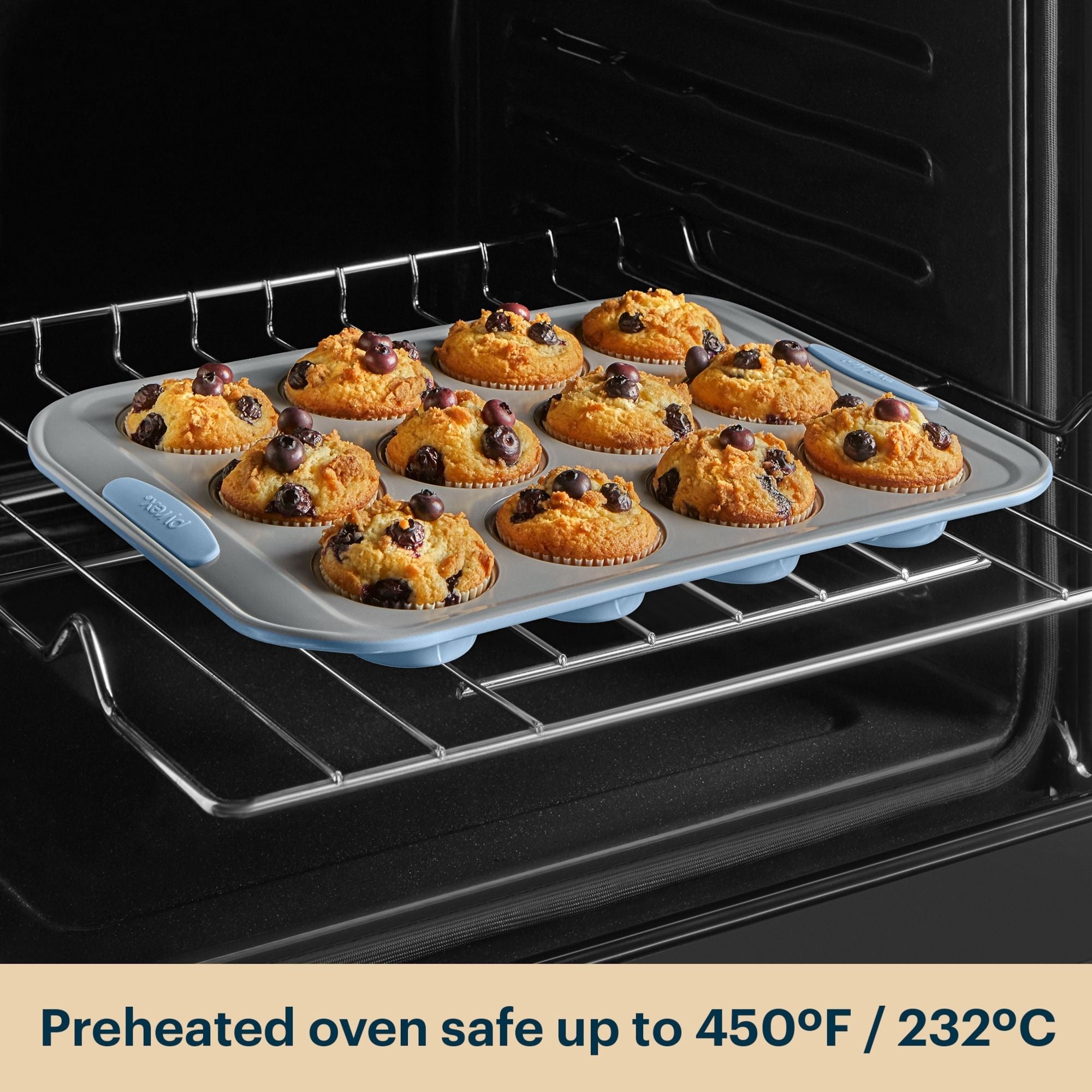 pyrex-metal-bakeware-3-piece-set-in-cerulean image 5