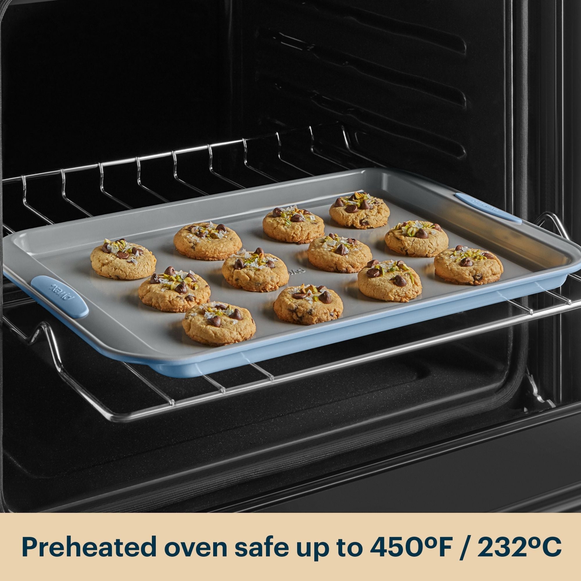 pyrex-metal-bakeware-3-piece-large-cookie-sheet-set-in-cerulean image 6