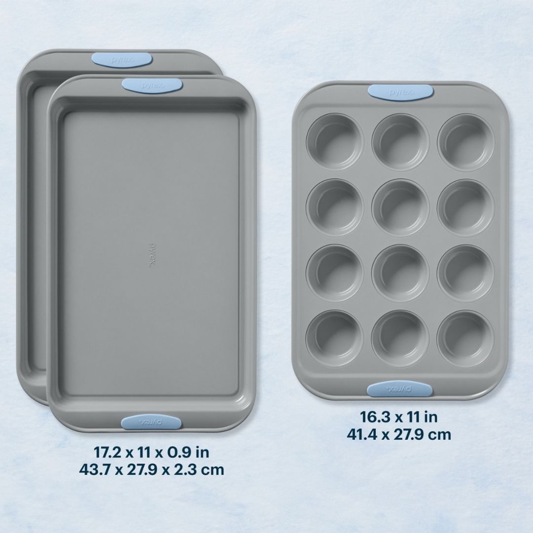 pyrex-metal-bakeware-3-piece-set-in-cerulean image 2
