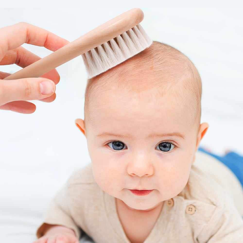 haakaa-goats-wool-wooden-baby-brush-comb-set image 4