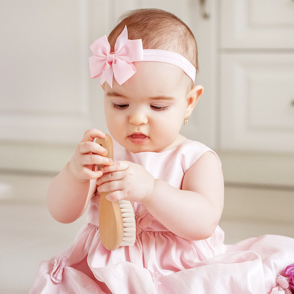 haakaa-goats-wool-wooden-baby-brush-comb-set image 5