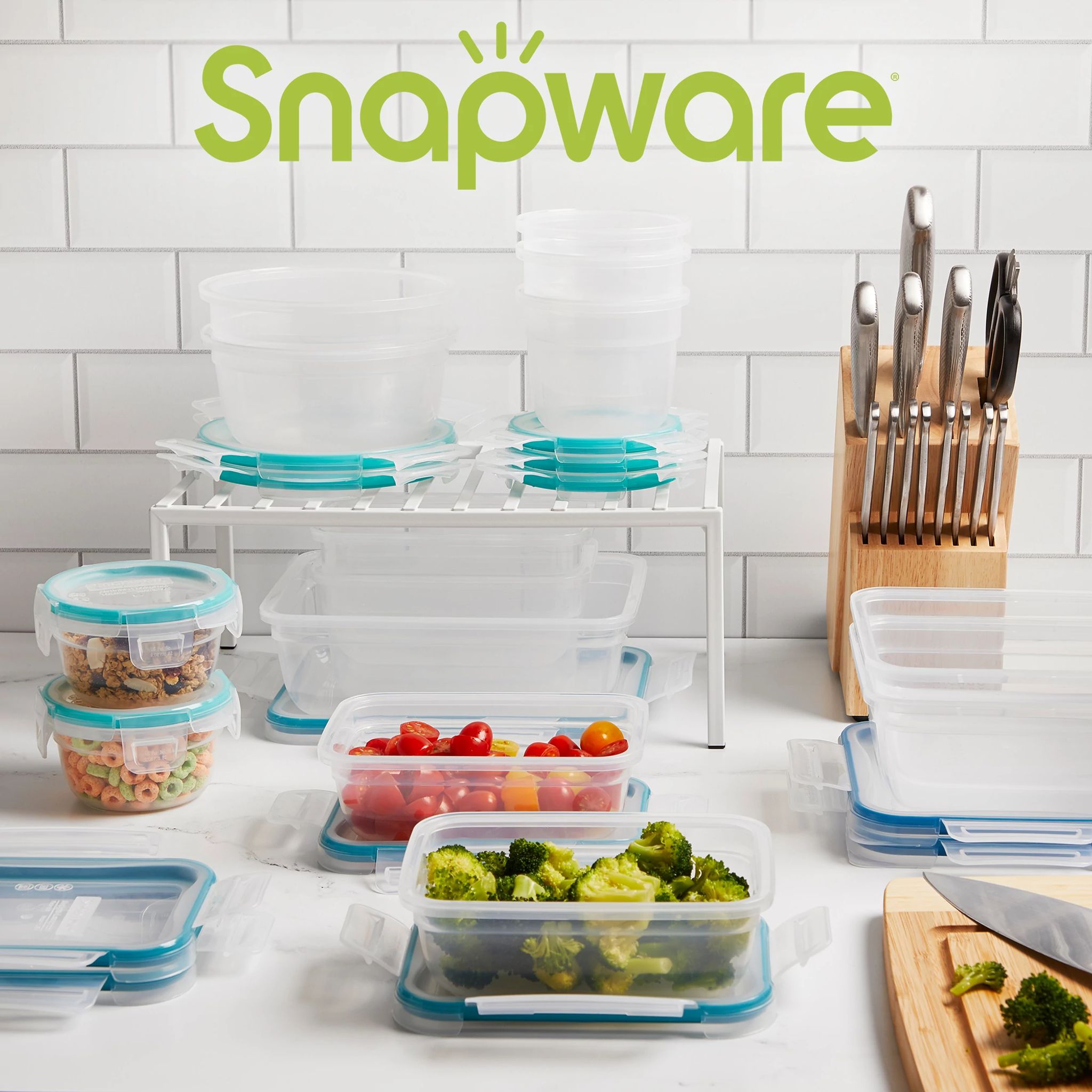 snapware-total-solution-28-piece-plastic-food-storage-set image 6
