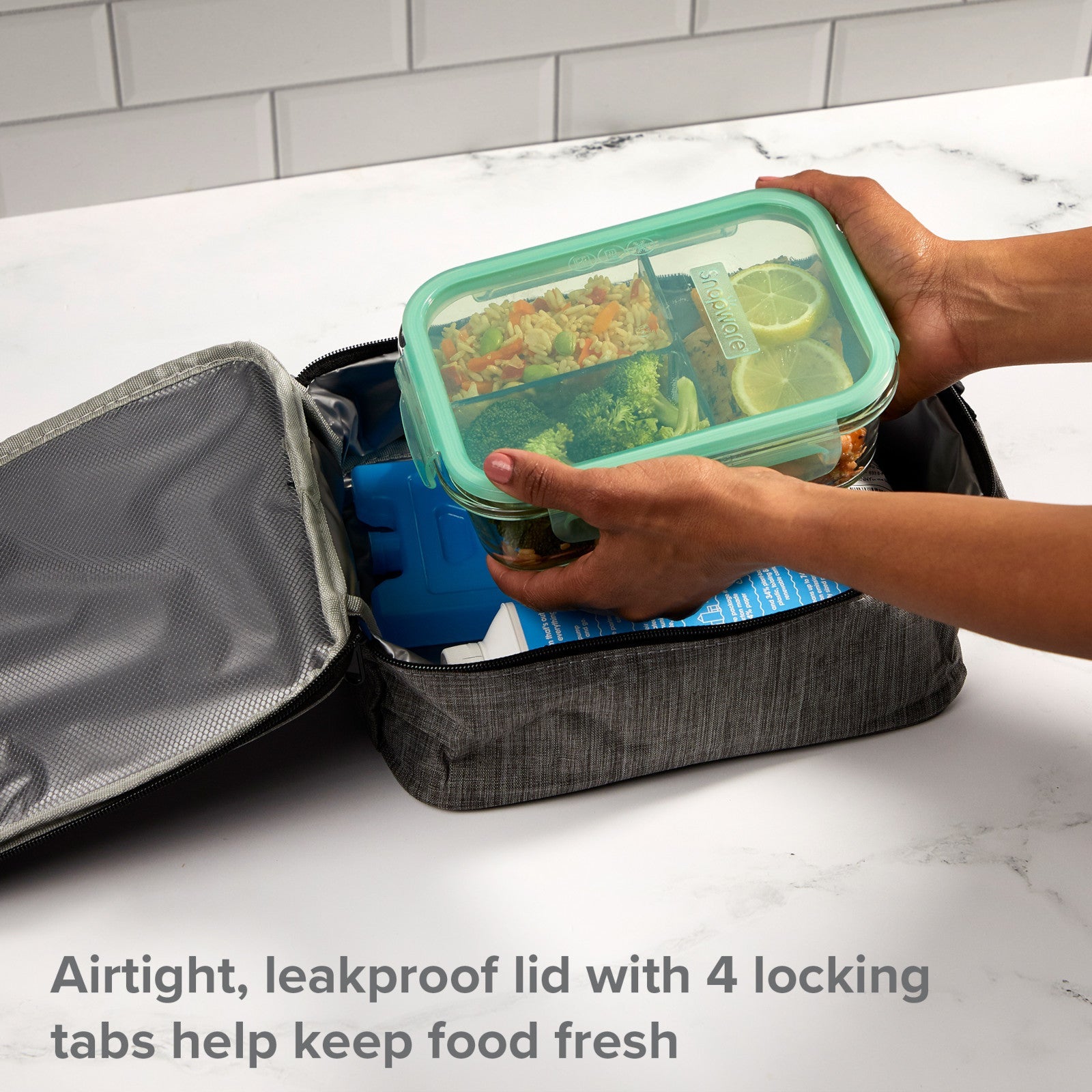 snapware-mealbox-3-8-cup-divided-glass-storage-container-with-lid image 4