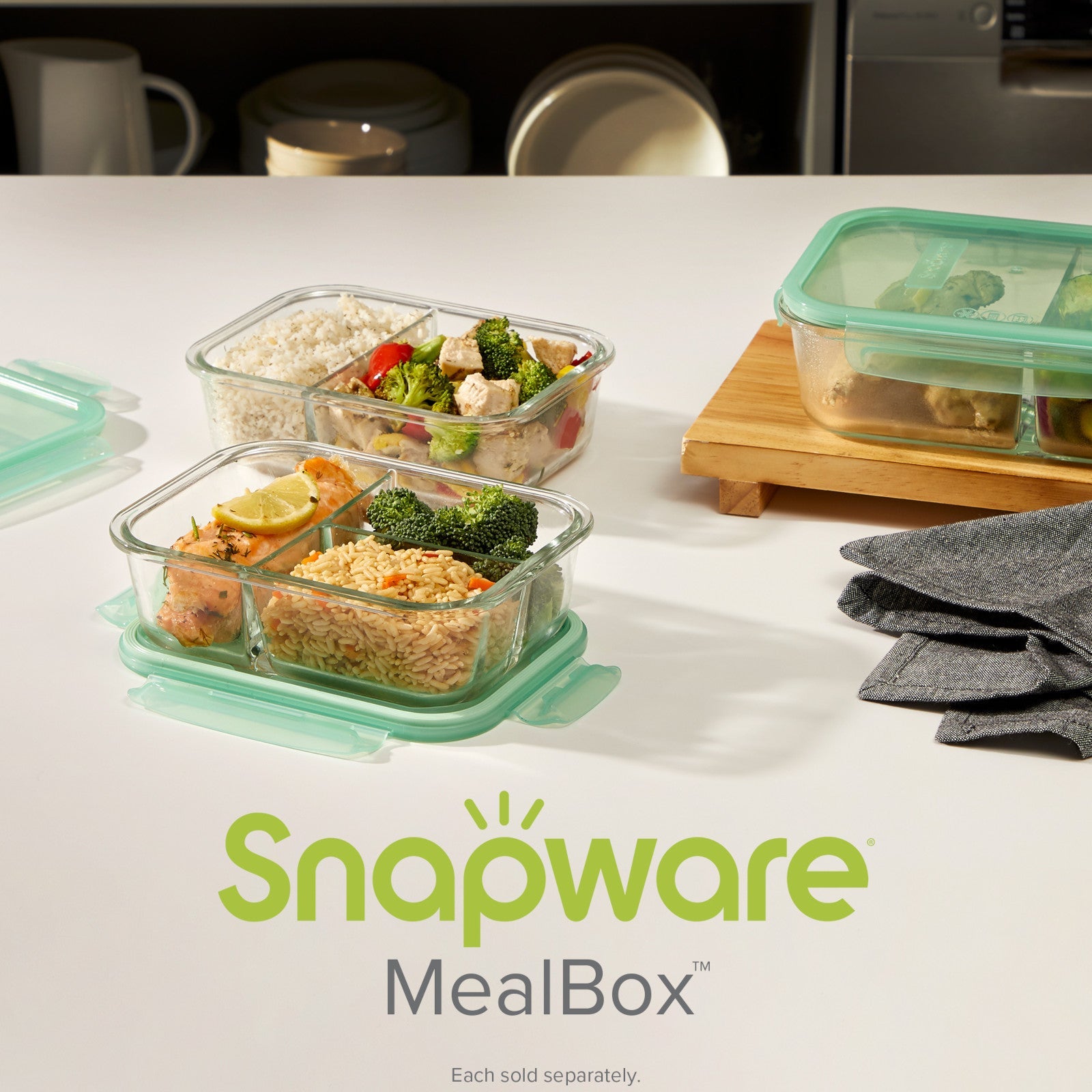 snapware-mealbox-5-8-cup-divided-glass-food-storage-container-with-blue-lid image 6