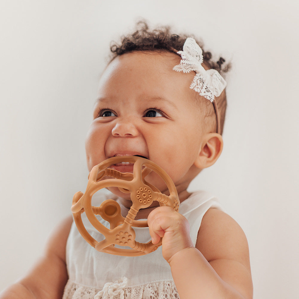 haakaa-silicone-teething-ball image 5