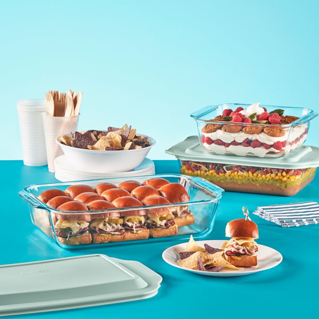 pyrex-deep-6-piece-glass-baking-dish-set-with-green-sage-lids image 2
